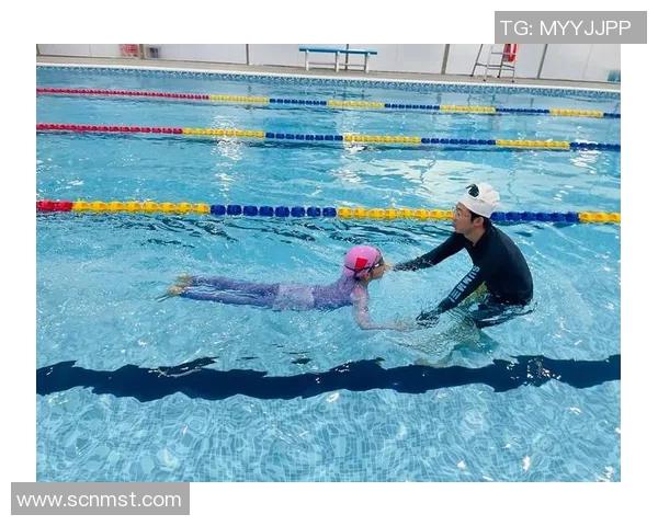 蛙泳动作分解与技巧指导全面解析助力游泳技能提升 蛙泳动作分解与技巧指导全面解析助力游泳技能提升